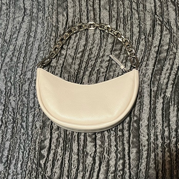 COPY - KATE SPADE
‘SMILE SMALL’ SHOULDER BAG - Picture 2 of 12